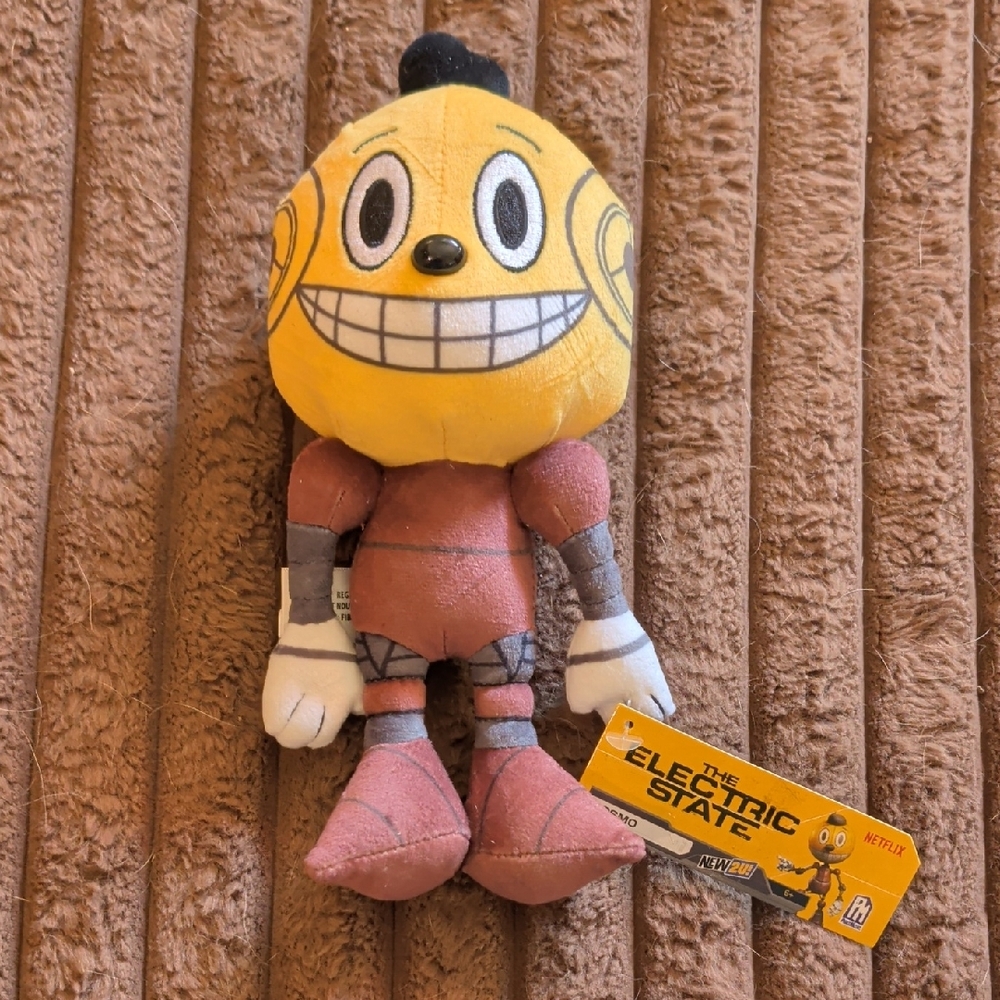 The Electric State Smiling Plush Toy - Yellow and Brown